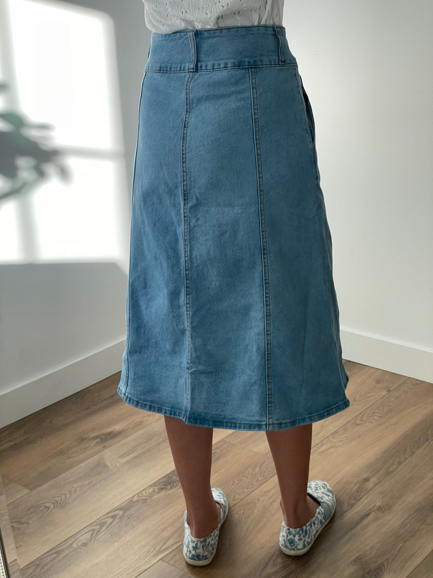 "Sadie" A-Line Denim Skirt in Stone Wash - Ladies & Lavender Boutique