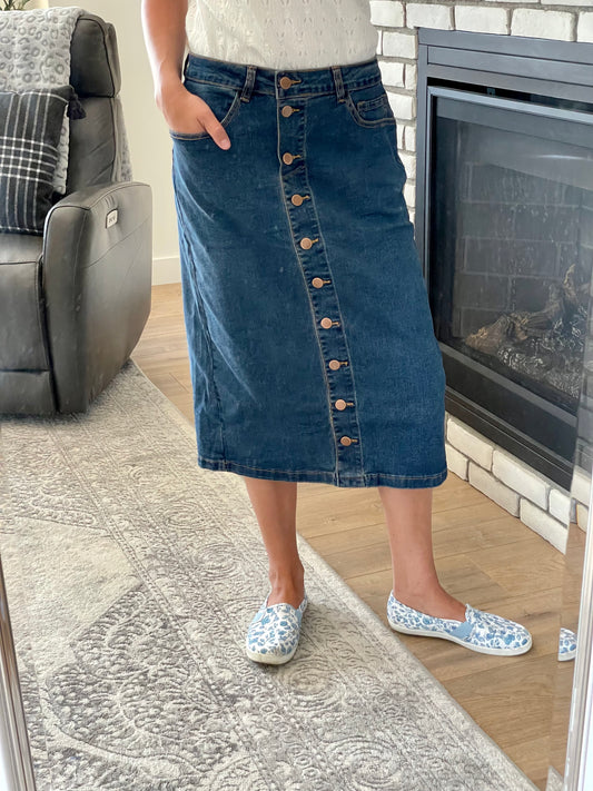 "Quinn" Button Down Denim Midi Skirt in Dark Wash - Ladies & Lavender Boutique