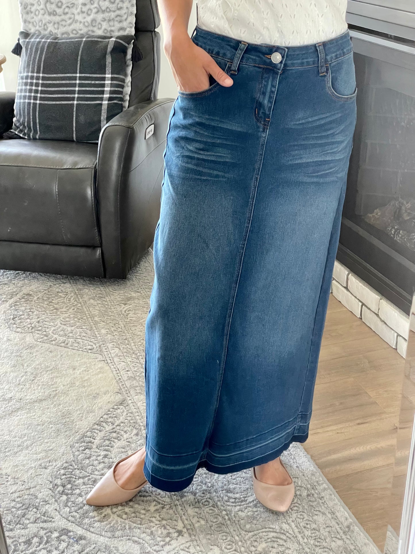 "Avery" Long Denim Skirt in Indigo Wash - Ladies & Lavender Boutique