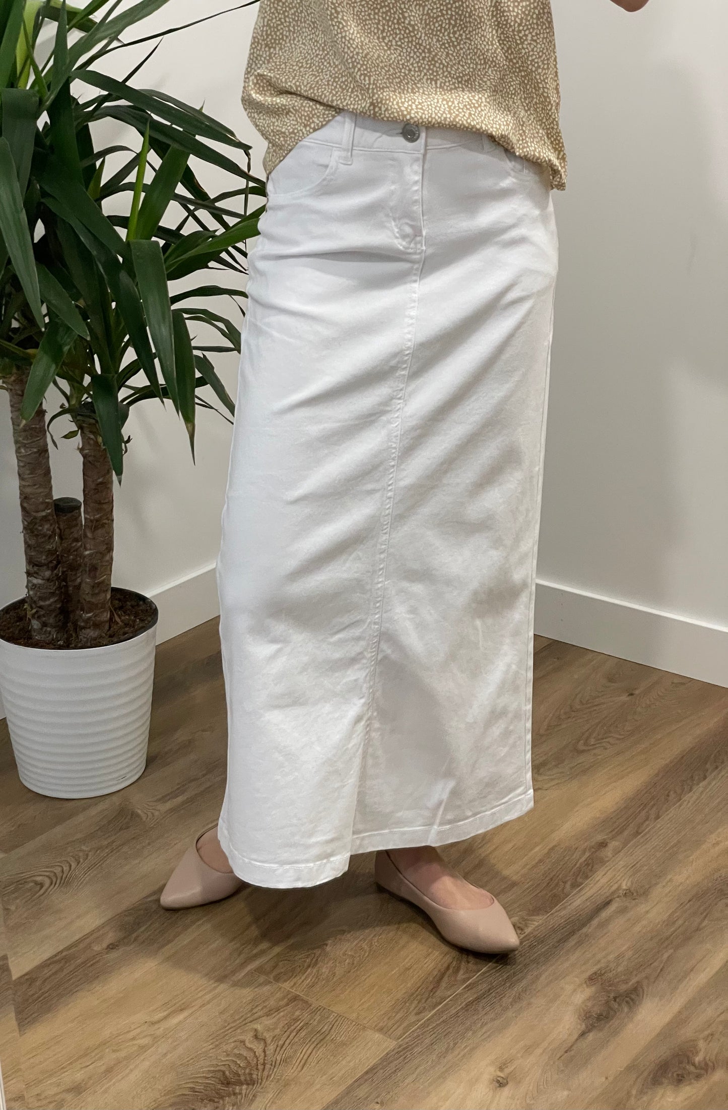 “Skylar” in White Coloured Twill Long Skirt - Ladies & Lavender Boutique