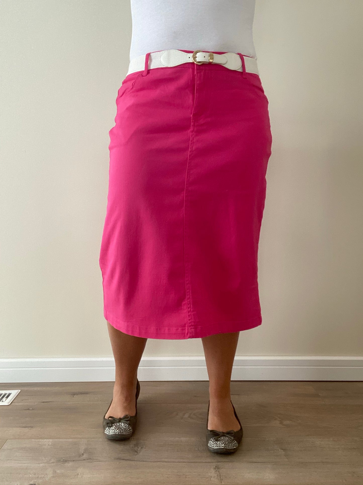 "Layla" in Fuchsia - Ladies & Lavender Boutique