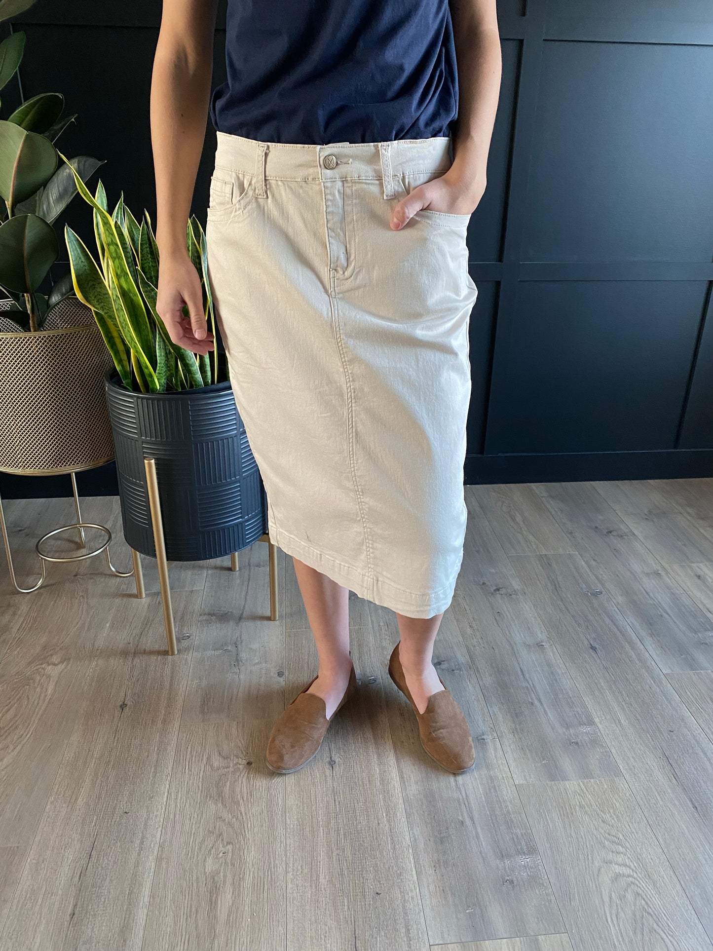 "Brooklyn" in Natural - Ladies & Lavender Boutique