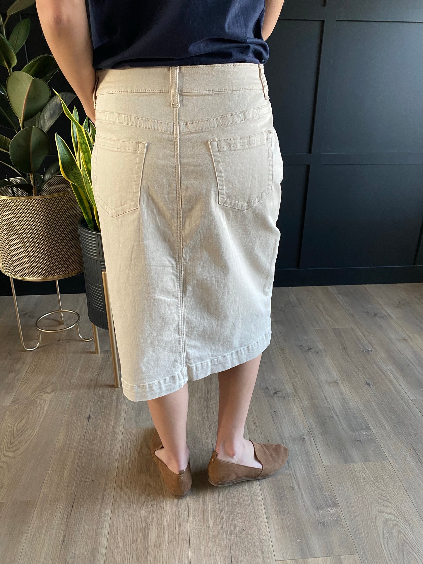 "Brooklyn" in Natural - Ladies & Lavender Boutique