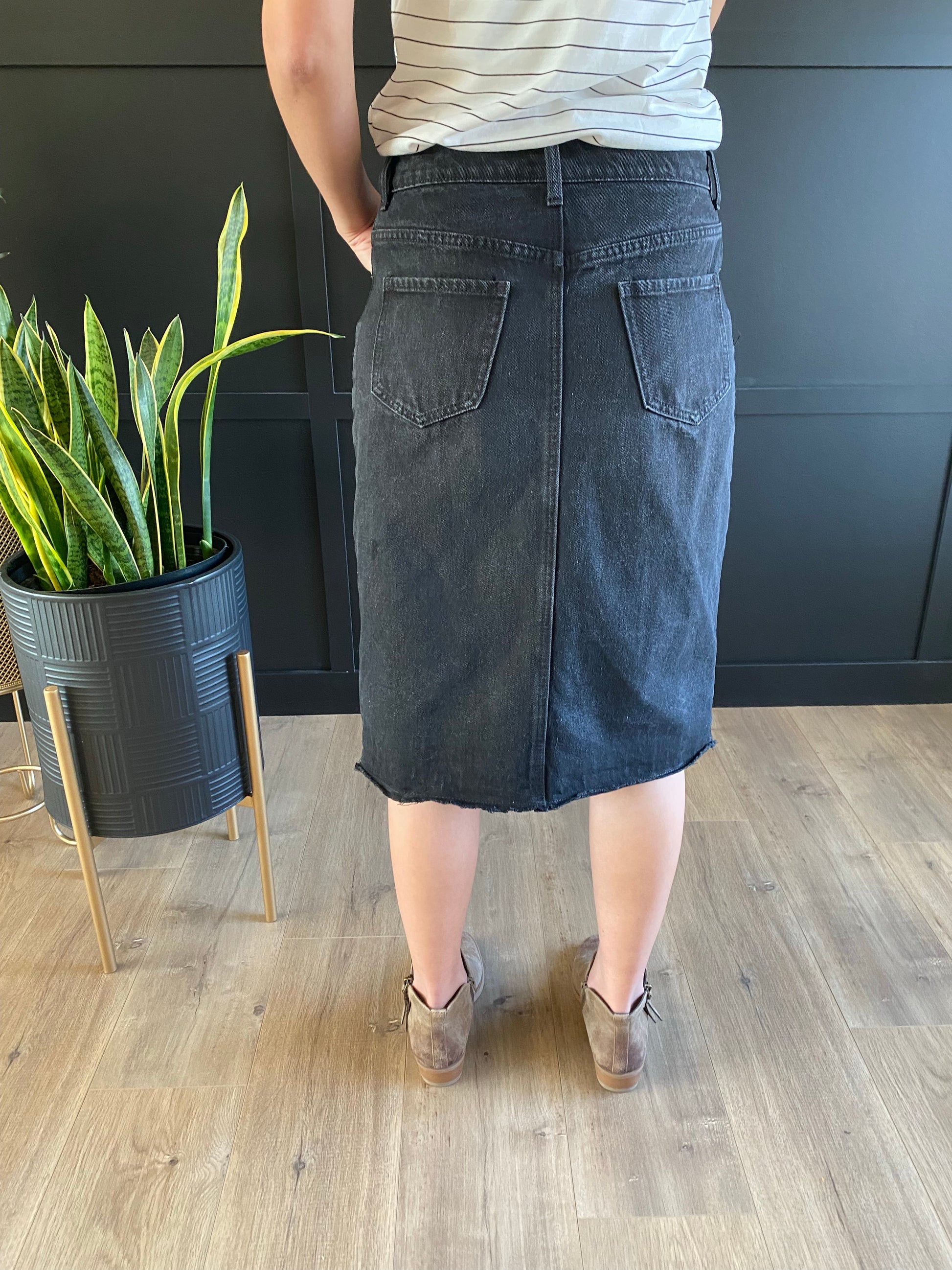 "Aurora" A-Line Calf Length Denim Skirt in Black - Ladies & Lavender Boutique