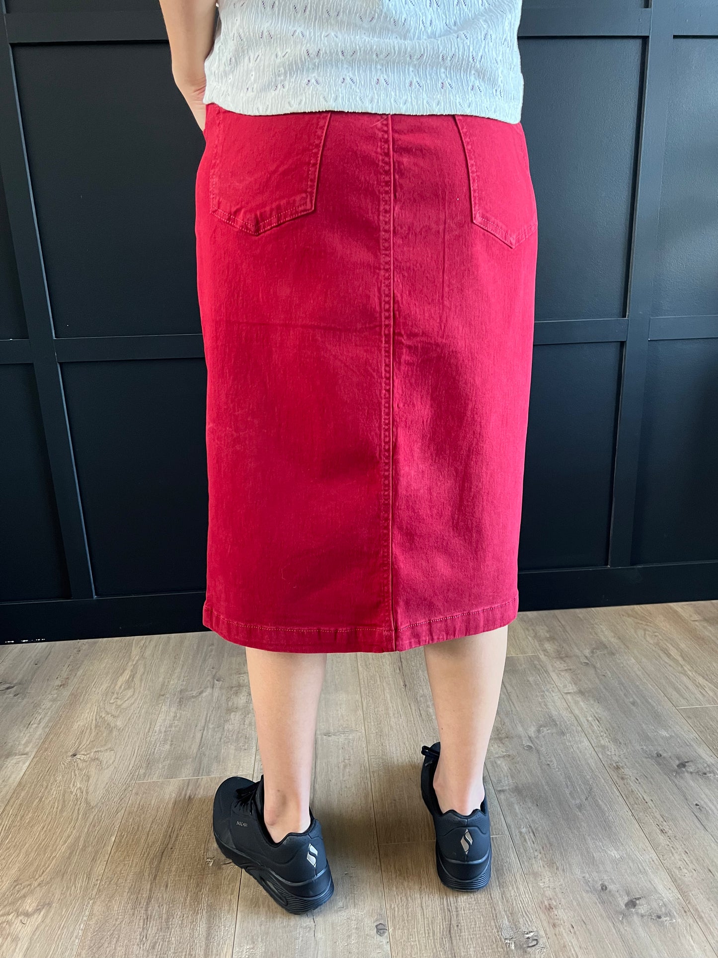 "Layla" in Cherry - Ladies & Lavender Boutique