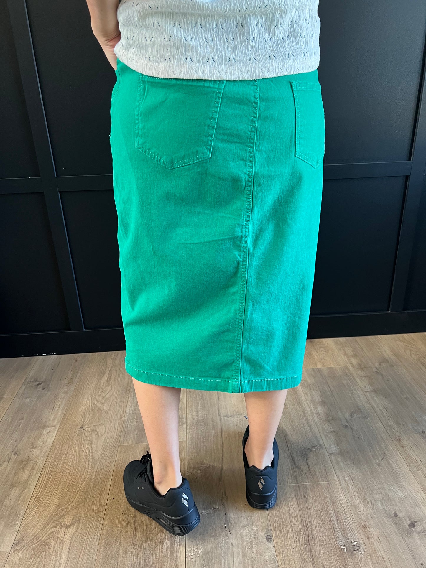 "Layla" in Jade Green - Ladies & Lavender Boutique