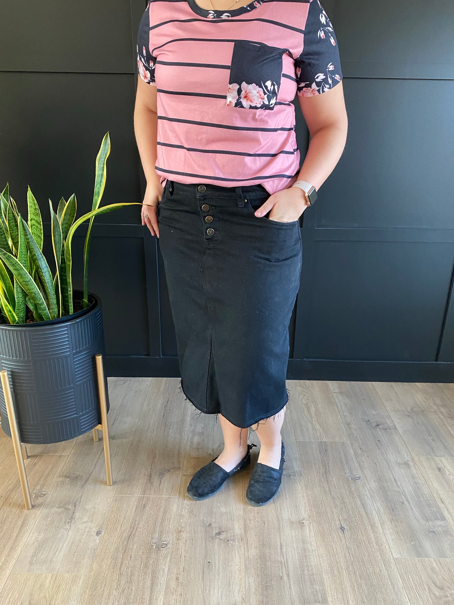 "Aurora" A-Line Calf Length Denim Skirt in Black - Ladies & Lavender Boutique