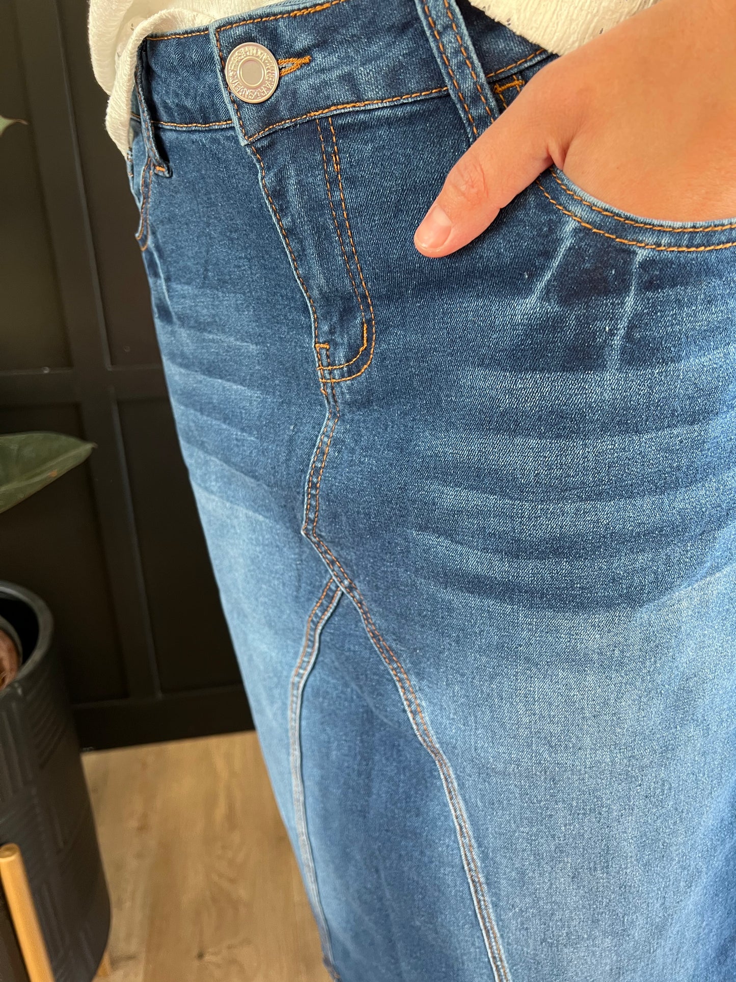 "Naomi" Calf length A-Line Denim Skirt in Indigo Wash - Ladies & Lavender Boutique