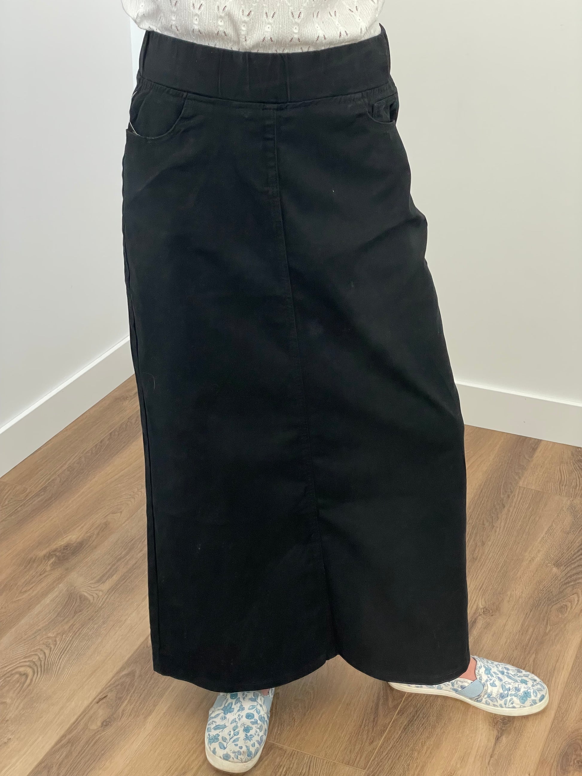 "Mila" Black Long Twill Skirt With Elastic Waistband - Ladies & Lavender Boutique