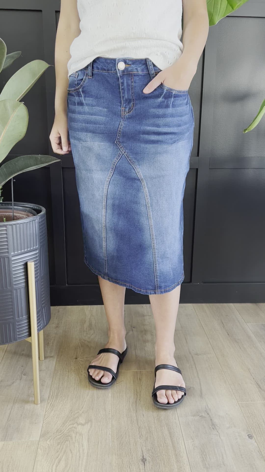 Knee high hotsell jean skirts