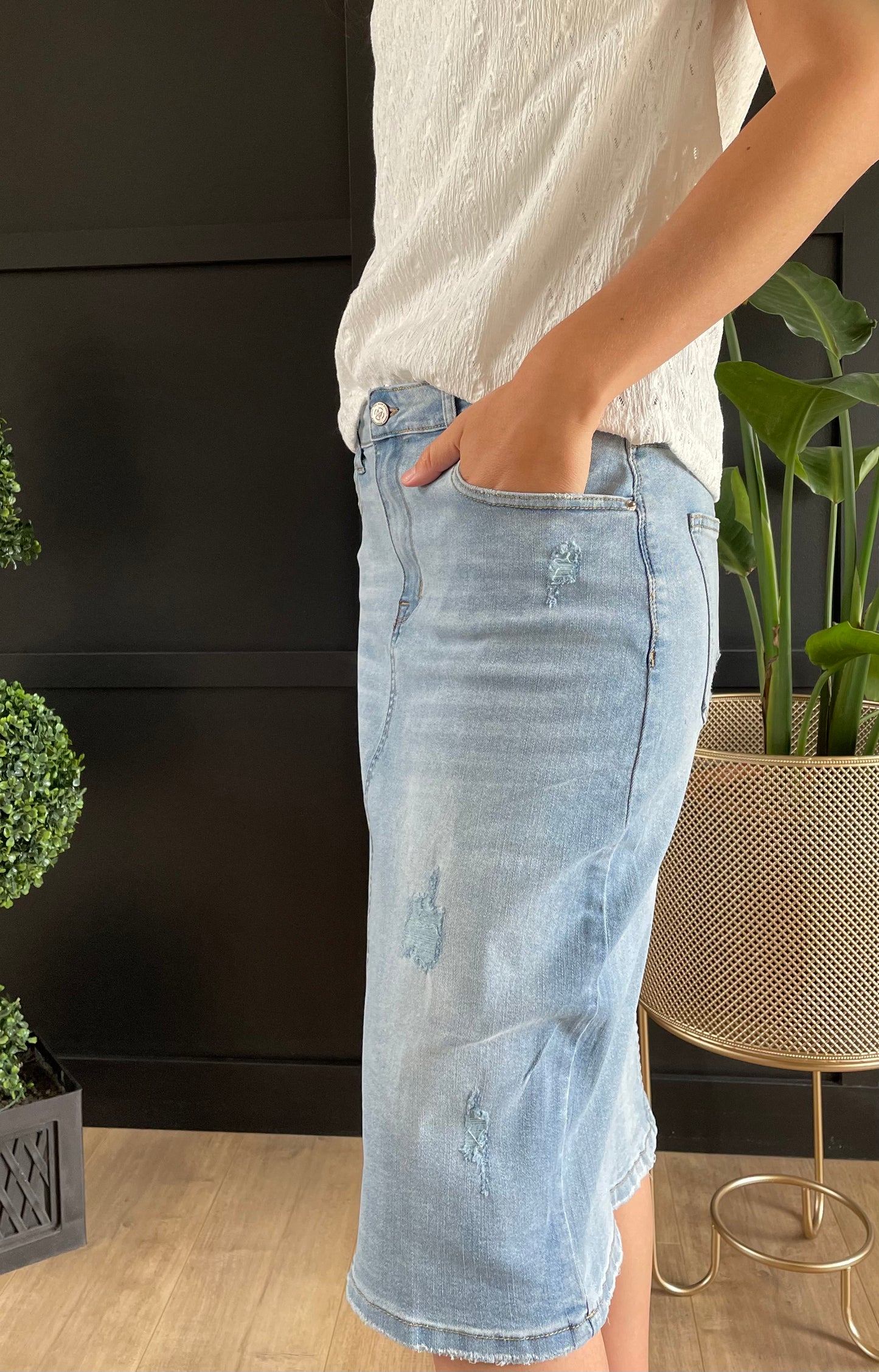 Savannah Distressed Denim Skirt in Light Wash Ladies Lavender Boutique